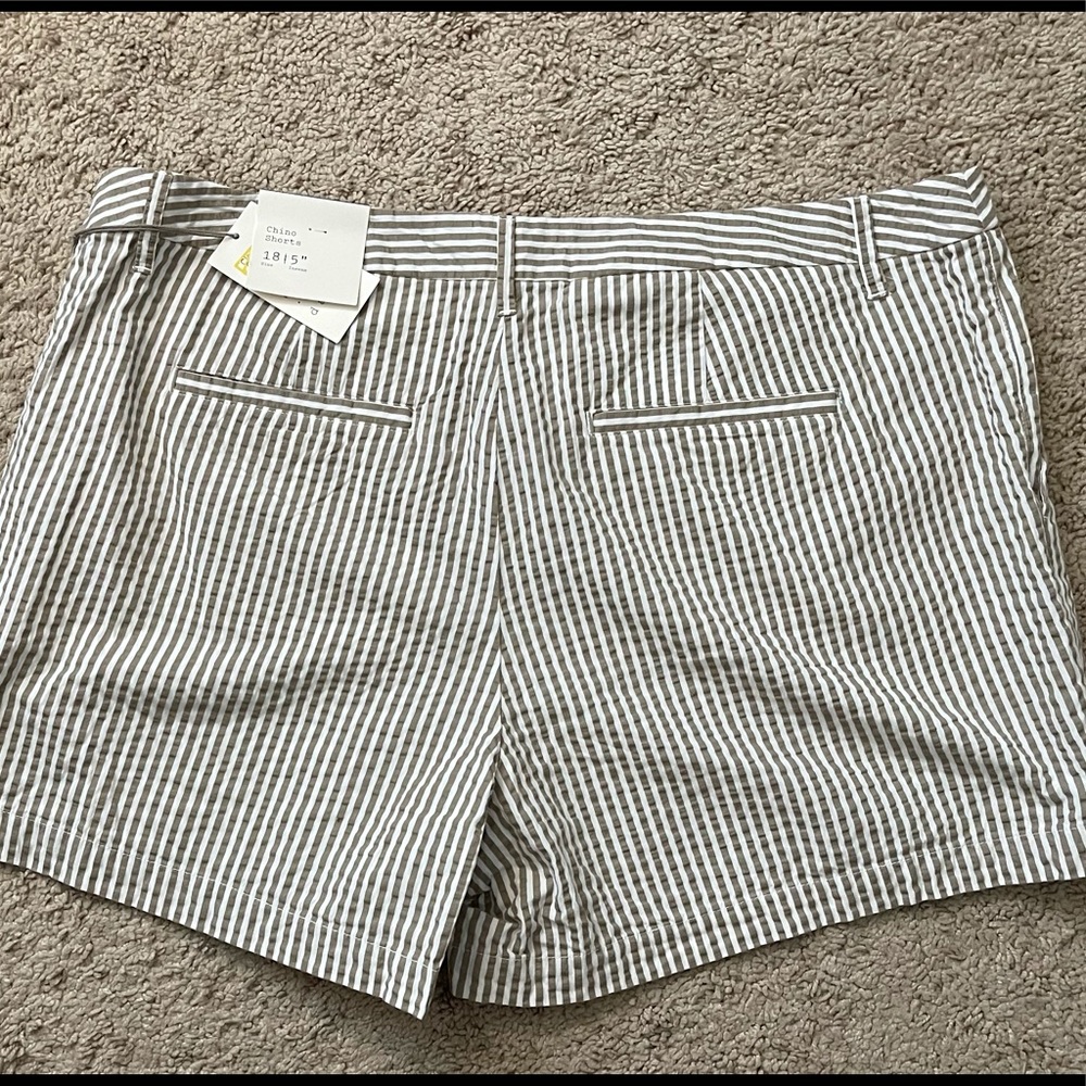 🎯SOLD‼️A New Day seersucker chino shorts-18 - Picture 3 of 10